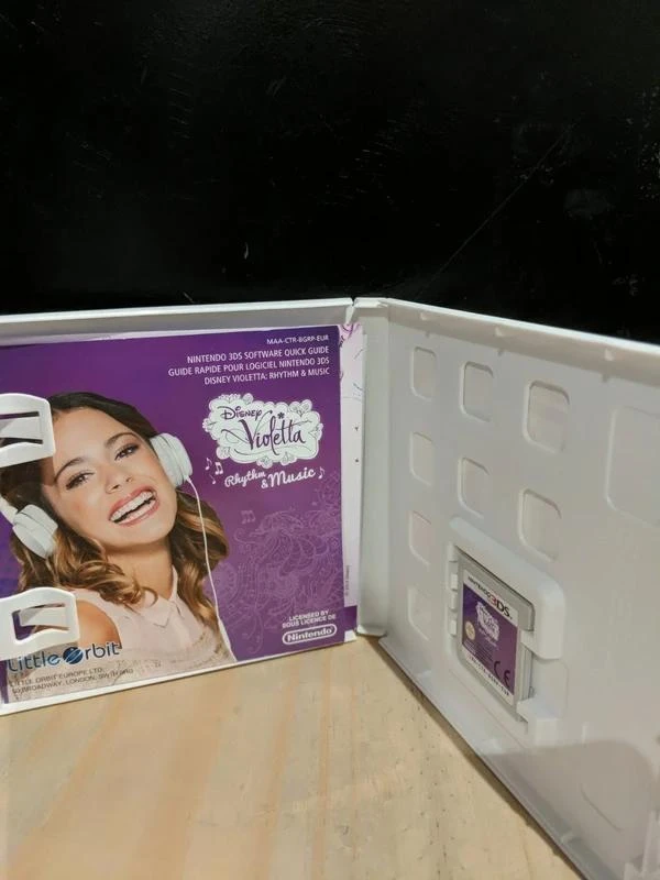 Disney Violetta : Rythme & Musique – 3DS – Complet – Parfait état – photo 2